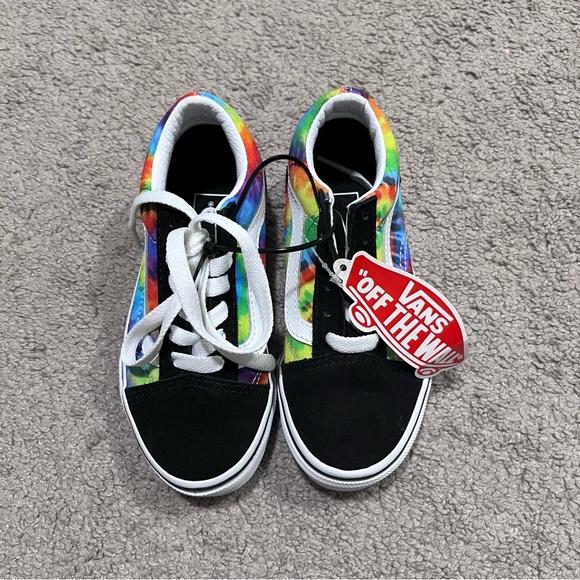 NWT Vans sneakers - Picture 4 of 7